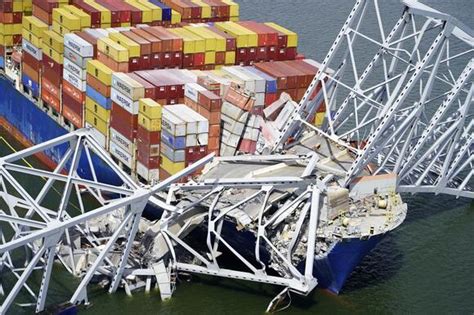 key bridge hit by container ship